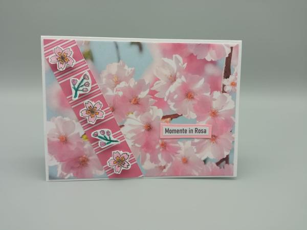 Liebevolle Grußkarte "Momente in Rosa" mit floralem Band