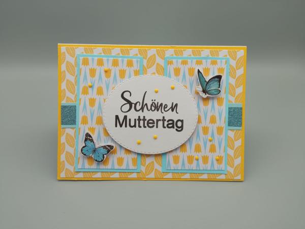Zauberhafte Muttertagskarte mit zarten Schmetterlingen
